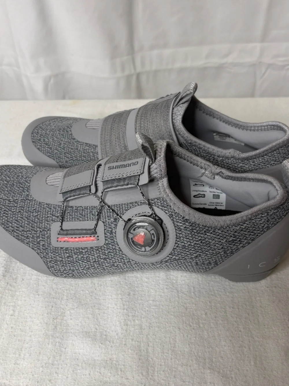 Shimano Dynalast SH-IC501 Women’s Indoor Cycling Shoes Ice Gray W8 Cleat